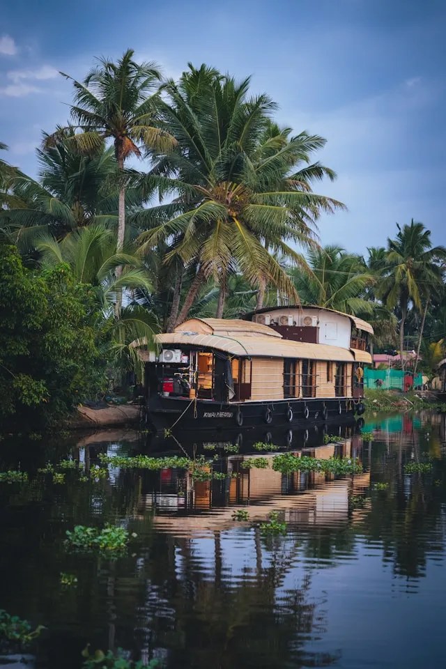 Kerala holiday package - Famigo Holidays